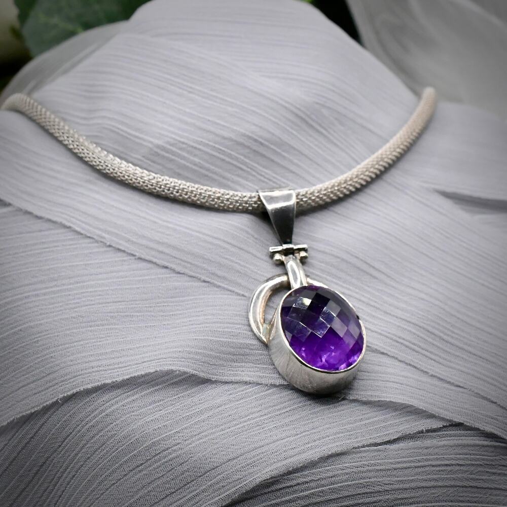 Vintage 925 Sterling Silver Large Faceted Amethyst Pendant Italy Mesh Chain Set